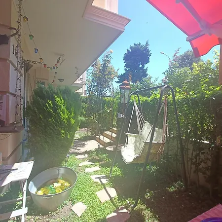Апартамент Seaside Garden Варна